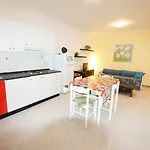 Troiani By Interhome Daire Porto d'Ascoli